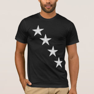 Människans svarta t-Shirt med diagonala stjärnor