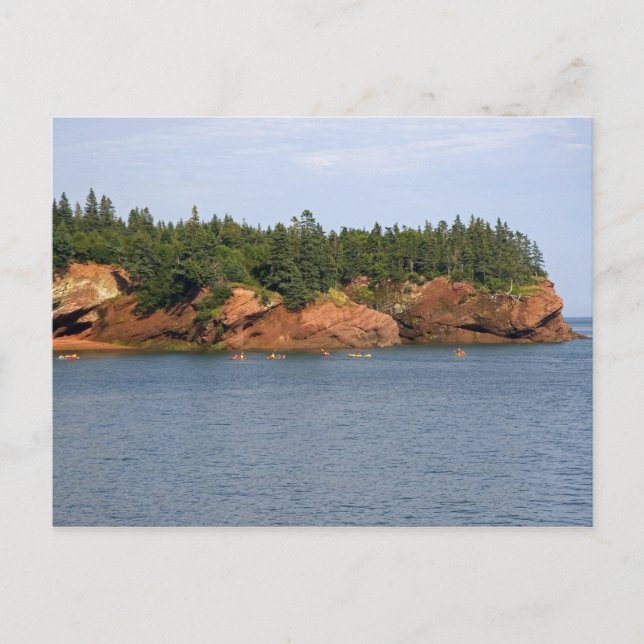 Människor som kajakar i Fundy Bay vid St. Vykort (Framsida)