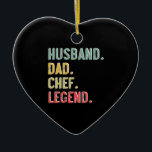 Mäns Vintage Tröja Make Pappa Kock Legend Retro Julgransprydnad Keramik<br><div class="desc">Mäns Vintage Tröja Make Pappa Kock Legend Retro 
kock, pappa, matlagning, bagar, konfekt, fader, rolig, fadersdag, gåva, mat, kök, söt, matmat, meme, bakning, restaurang, grill, kulinarisk, humor, gåvor</div>