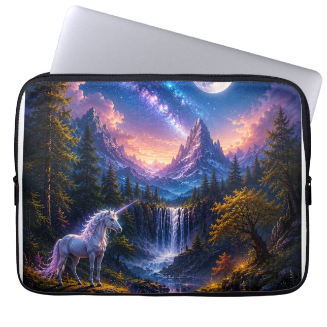 Månsvärd Enhörning Fantasilandskap Laptop Fodral (Framsidan)
