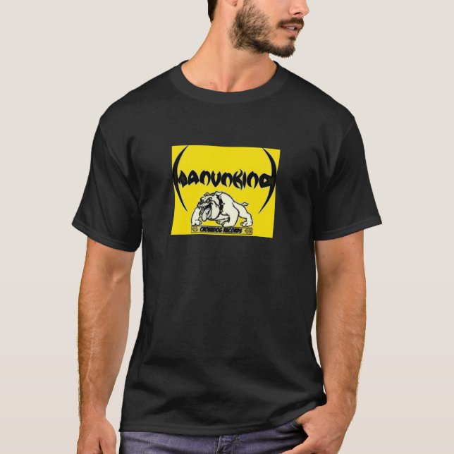 MANUNKIND CRONEDOG ANTECKNAR UTSLAGSPLATSEN TEE SHIRT (Framsida)