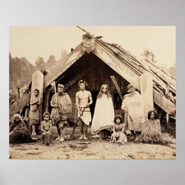 Maori Family, Nya Zeeland, c.1880s (albumen print) Poster (Framsidan)