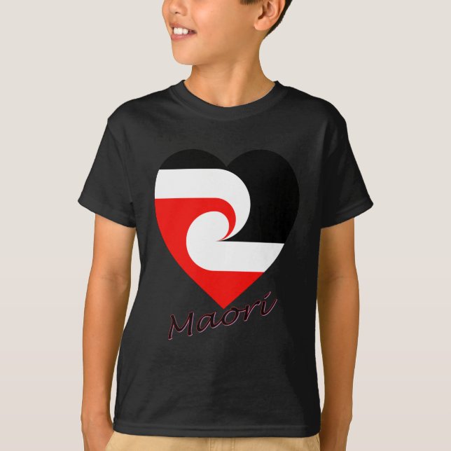 Maori flaggahjärta t shirt (Framsida)