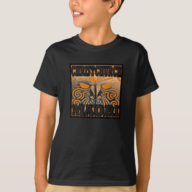 MAORI LOGOTYP T-SHIRT (Framsida)