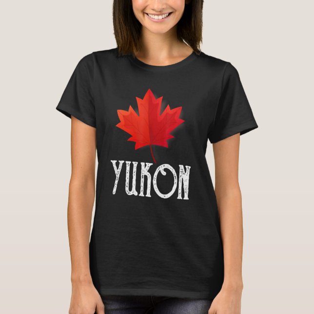 Maple Leaf Canada Flag Yukon Canada T Shirt (Framsida)