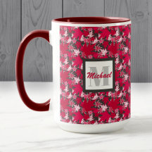 Maple Löv på en kolbakgrund i Mugg