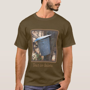 Maple Syrup Sugar Sap Bucket på Träd T Shirt
