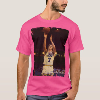 Maravich-Vintagens utformning av basket 4 T Shirt