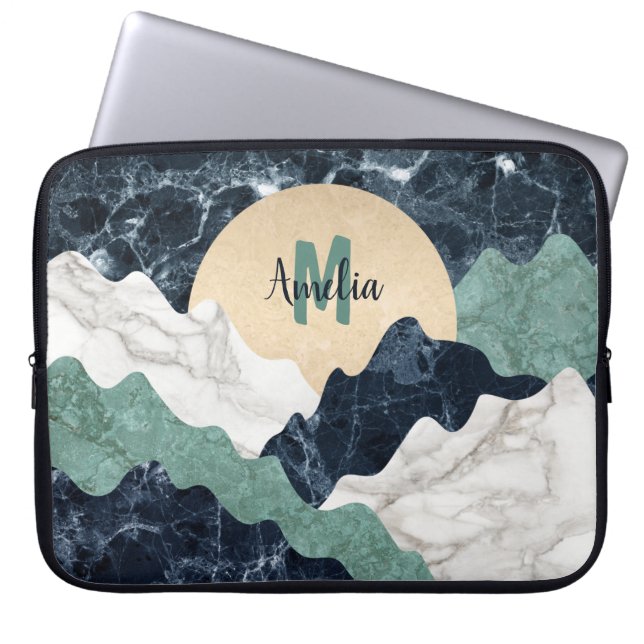 Marble Mountain liggande monogram Laptop Fodral (Framsidan)