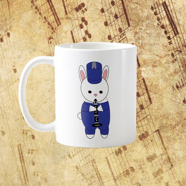Marching Band Clarinet Rabbit Blue och White Kaffemugg (A mug with a rabbit playing the clarinet in a blue and white marching band uniform.)
