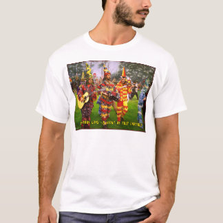 Mardi Gras kommer från alla möjliga håll T Shirt