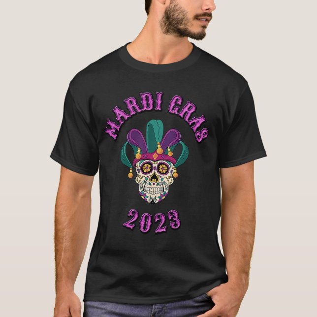 MARDI GRAS SKULL MASK NEW ORLEANS 2023 FESTIVAL T SHIRT (Framsida)