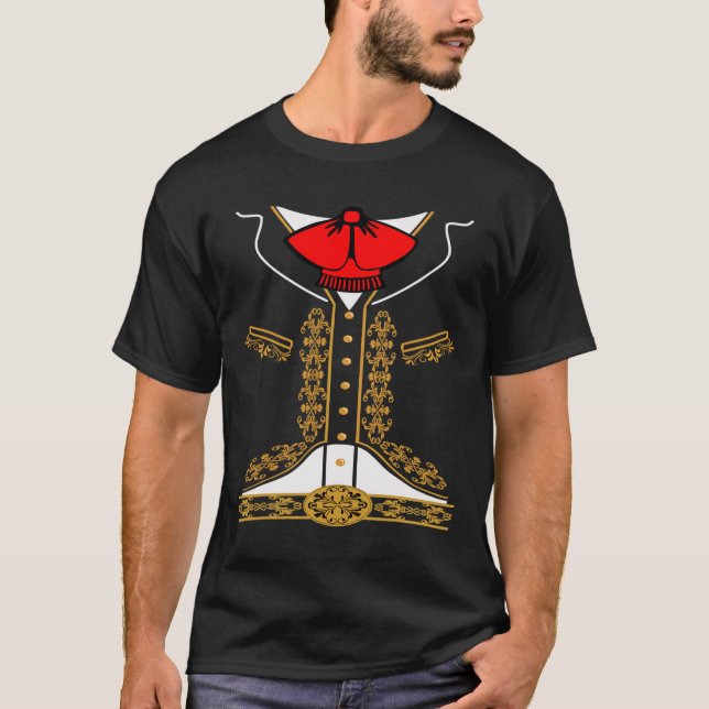 Mariachi Charro Mexican Costume for Cinco De Mayo T Shirt (Framsida)