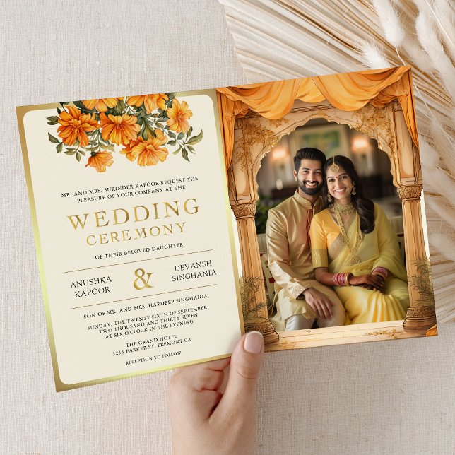 Marigold Blommig Gul Sydindisk Mandap Bröllop Inbjudan (Skapare uppladdad)