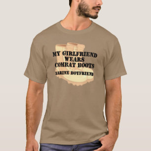 Marin- kängor för pojkvänökenstrid t-shirt