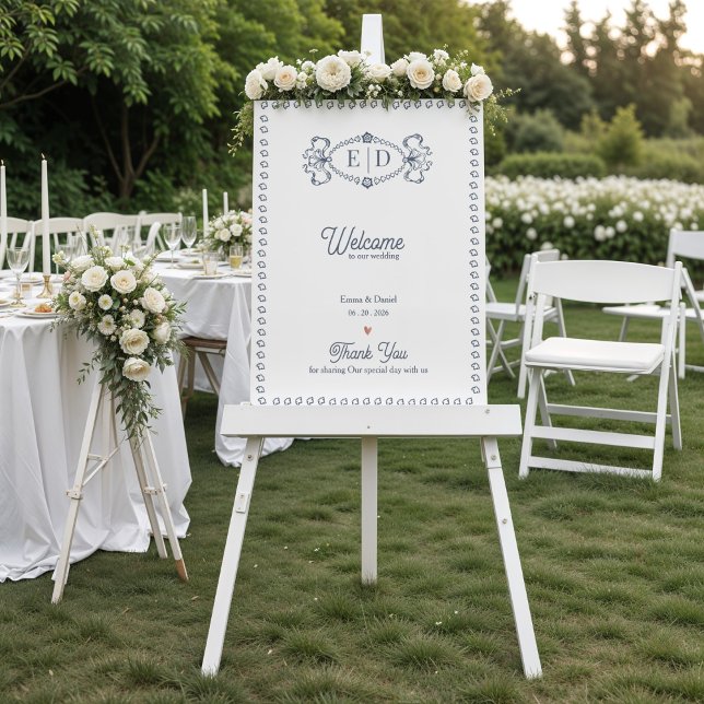Marinblå Arvstecken Monogram Bröllop Välkomstskylt Poster (Navy Blue Heirloom Crest Monogram Wedding Welcome Sign | Elegant Formal Wedding Sign)