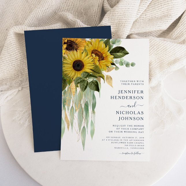 Marinblå Blommig Solros Eukalyptus Bröllop Inbjudningar (Navy Blue Floral Sunflower Eucalyptus Wedding Invitation)