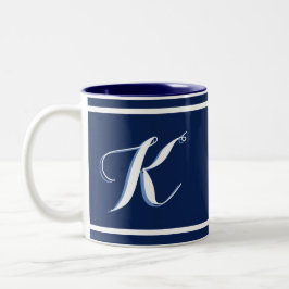 Marinblå monogrammerad kaffekopp i två färger