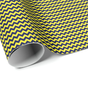 Marinblå och gul liten sparre som slår in papper presentpapper