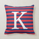 Marinblå & röd randMonogram Kudde<br><div class="desc">Monogrammed dekorativ kudde, i att presentera marinblåa och röda randar och ditt initialt i ett enormt, vitstilsort.</div>