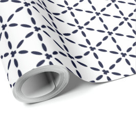 Marinblått geometriskt mönster på vit presentpapper