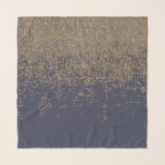 Marinblått guld- Sparkly glitter Ombre Sjal<br><div class="desc">Denna elegant och moderna marinblåa och sparkly glitterombre för faux är perfekta för den moderiktiga och stilfulla kvinnan. Dess innegrej och chic tryck är underbara för många gåvor och tillfällen. Tyck om denna abstrakt och sagolika design för ditt nästa köp; för dig,  dina vänner eller din familj.</div>