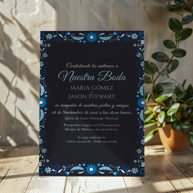 Marinblommig Elegant Klassisk Spansk Bröllopsinbju Inbjudningar (Navy Blue Floral Elegant Classic Spanish Wedding Invitation)