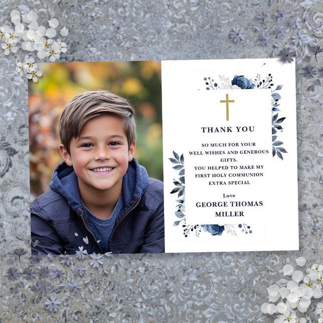 Marinblommig foto Första kommunion Tack Kort (Navy Blue Floral Photo First Holy Communion Thank You Card)