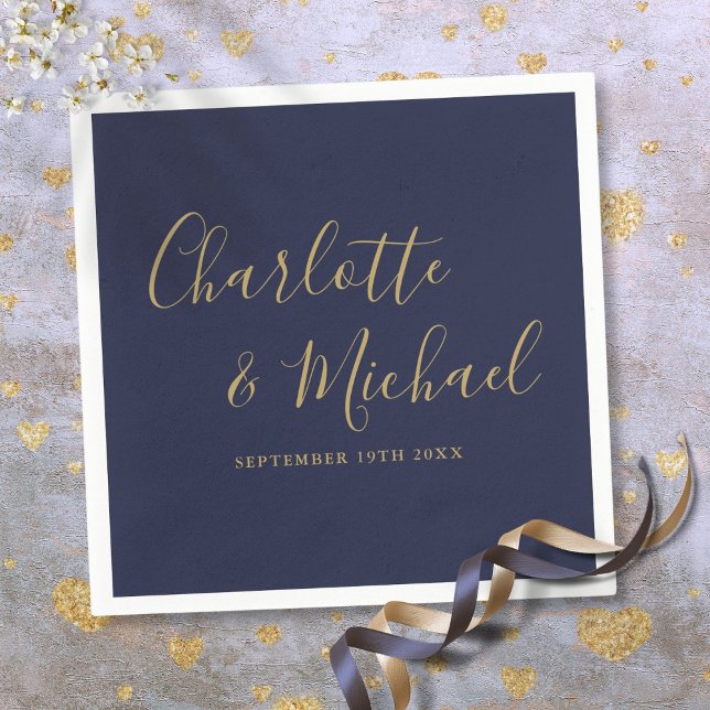 Marineblå och guld signerande bröllopsskrift pappersservett (Navy Blue And Gold Signature Script Wedding Napkins)