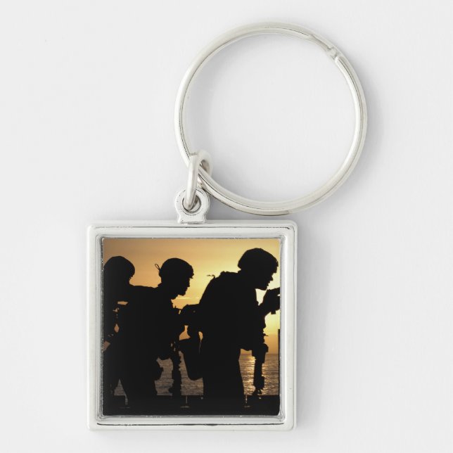 Marineldsbrand 9 mm handvapen fyrkantig silverfärgad nyckelring (Framsidan)