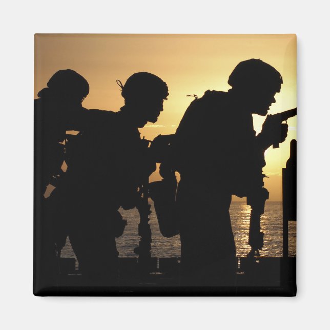 Marineldsbrand 9 mm handvapen magnet (Framsidan)