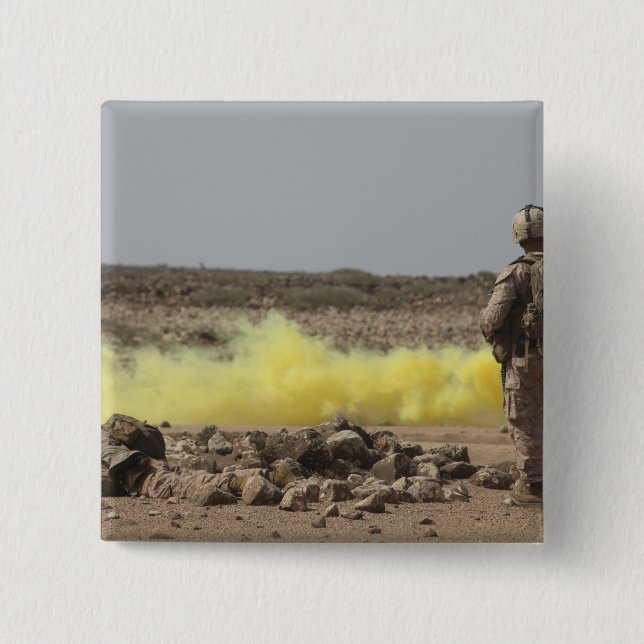 Marinerna tillhandahåller säkerhet knapp (Framsida)