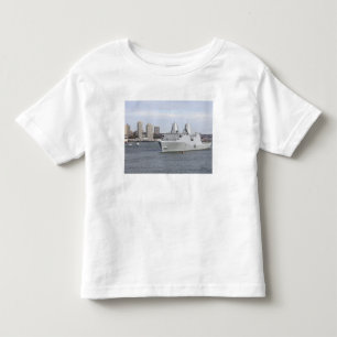 Marines och sjömän leder rälsen tee
