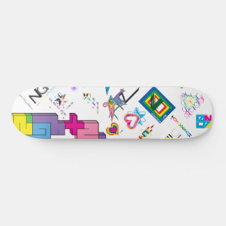 Märk [CMYK/RNBW] Skateboard
