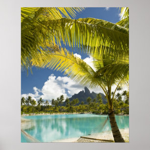 Marker och naturvyer för det nya lyxhotellet St. R Poster