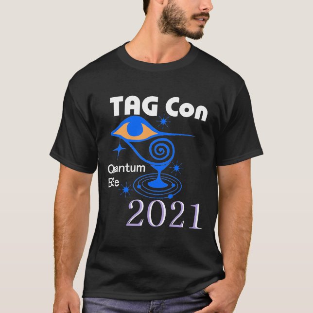 MÄRKRE Con 2021 - WHITE-text, MÖRKENS bakgrund T-S T Shirt (Framsida)