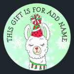 MÄRKRE, den här gåvan är till jul Runt Klistermärke<br><div class="desc">Cute hand plockade tecknad Lama-märkre. Den här presenten är till för,  fyll i namn,  märkre för julklapp.</div>