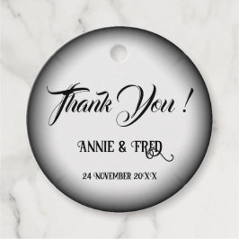 Märkre för svartvita, moderna, legansbröllop gåvor etiketter