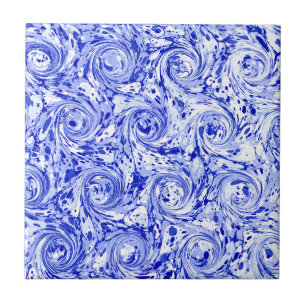 Marmorerad abstrakt blåttvit för design   virvla kakelplatta