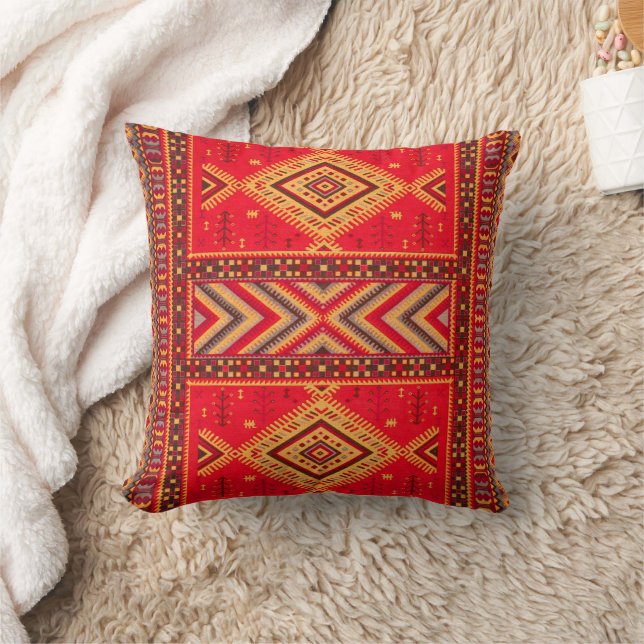 Marockanska soluppgången: Geometric Boho Elegance Kudde (Filt)