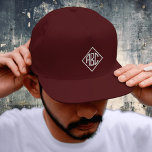 Maron Cap - Diamond White Embroized Hat Monogram<br><div class="desc">Lägg till initialer i den här anpassningsbarna med monogrammad hatt-mallen. Många andra färg finns också tillgängliga.</div>
