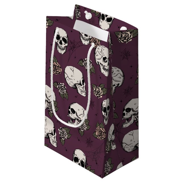 Maron Lila Elegant Mörk Halloween Skull (Framsidan Vinklad)