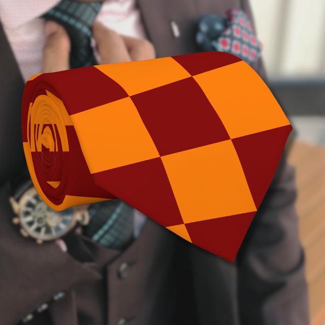 Maron och Orange Kontrollerad Vintage Slips (Skapare uppladdad)