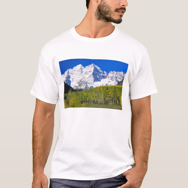Maroon Bells med höst Aspen skog. Tee (Framsida)