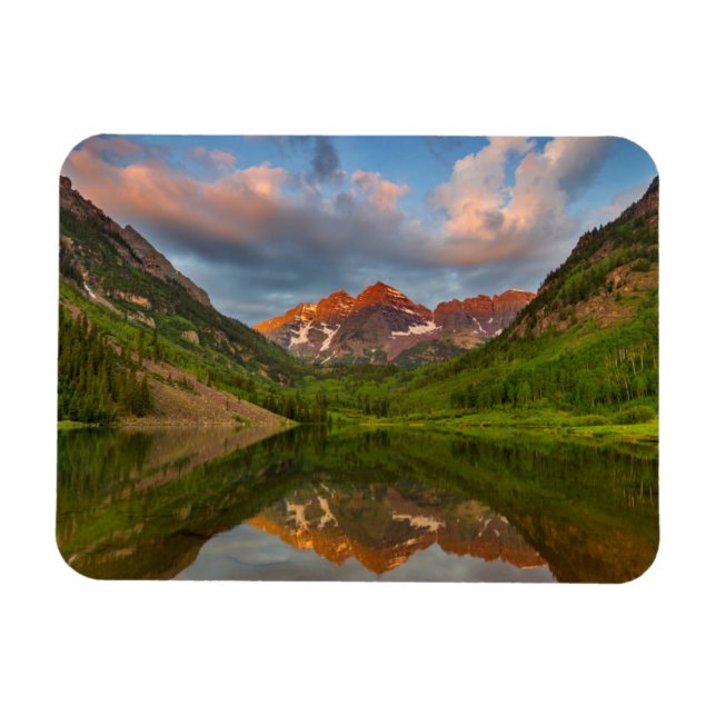 Maroon Bells reflekteras i lugna Maroon Lake 2 Magnet (Horisontell)