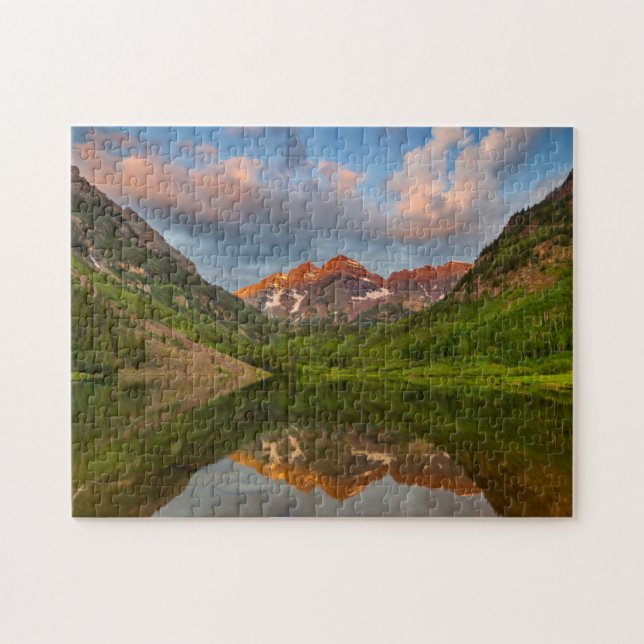 Maroon Bells reflekteras i lugna Maroon Lake 2 Pussel (Horisontell)