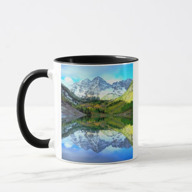 Maroon Bells speglar sig i Maroon Lake Mugg (Vänster)