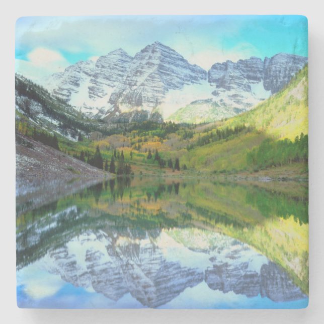 Maroon Bells speglas i Maroon Lake Stenunderlägg (Framsidan)