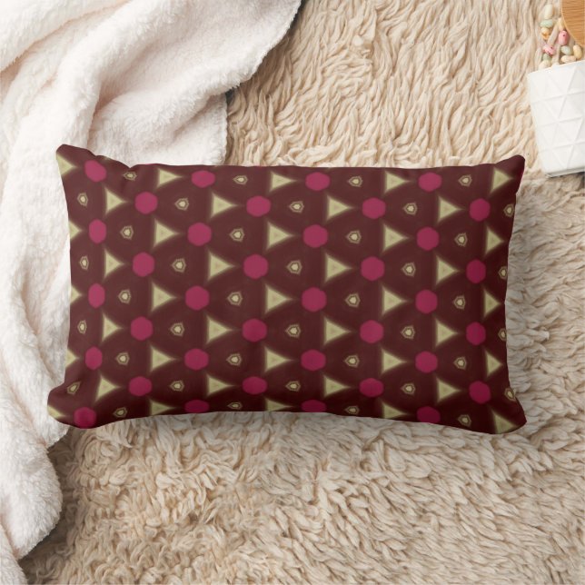 Maroon geometric throw pillow lumbarkudde (Filt)