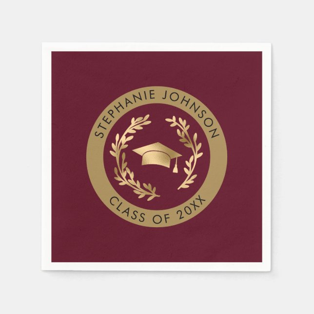Maroon Gold Grad Cap Class of 20XX Party Pappersservett (Framsidan)